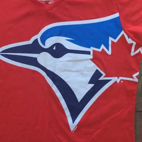 ⭐ 3/$12⭐ MLB Toronto Blue Jays T-shirt & Koozies - Picture 4 of 6